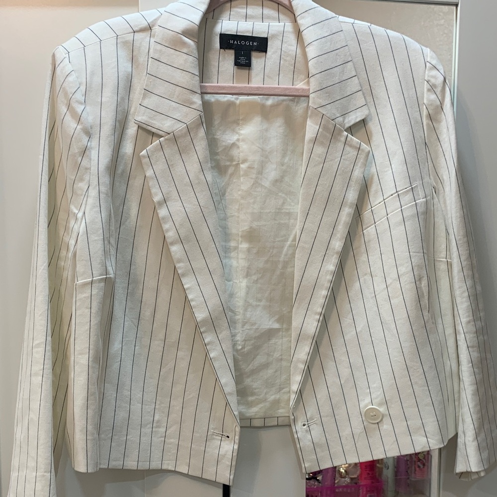 Halogen Women's Pinstripe Blazer in White